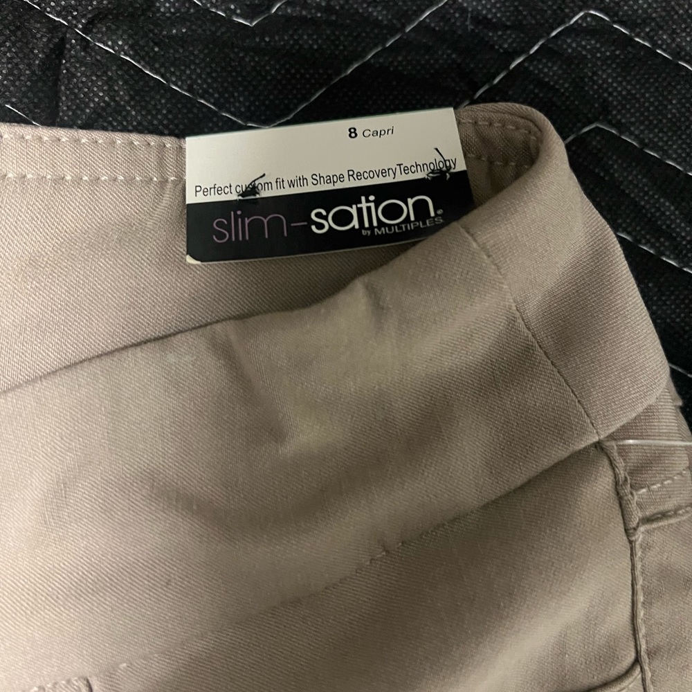 Slim-sation size 8 capris (never worn)